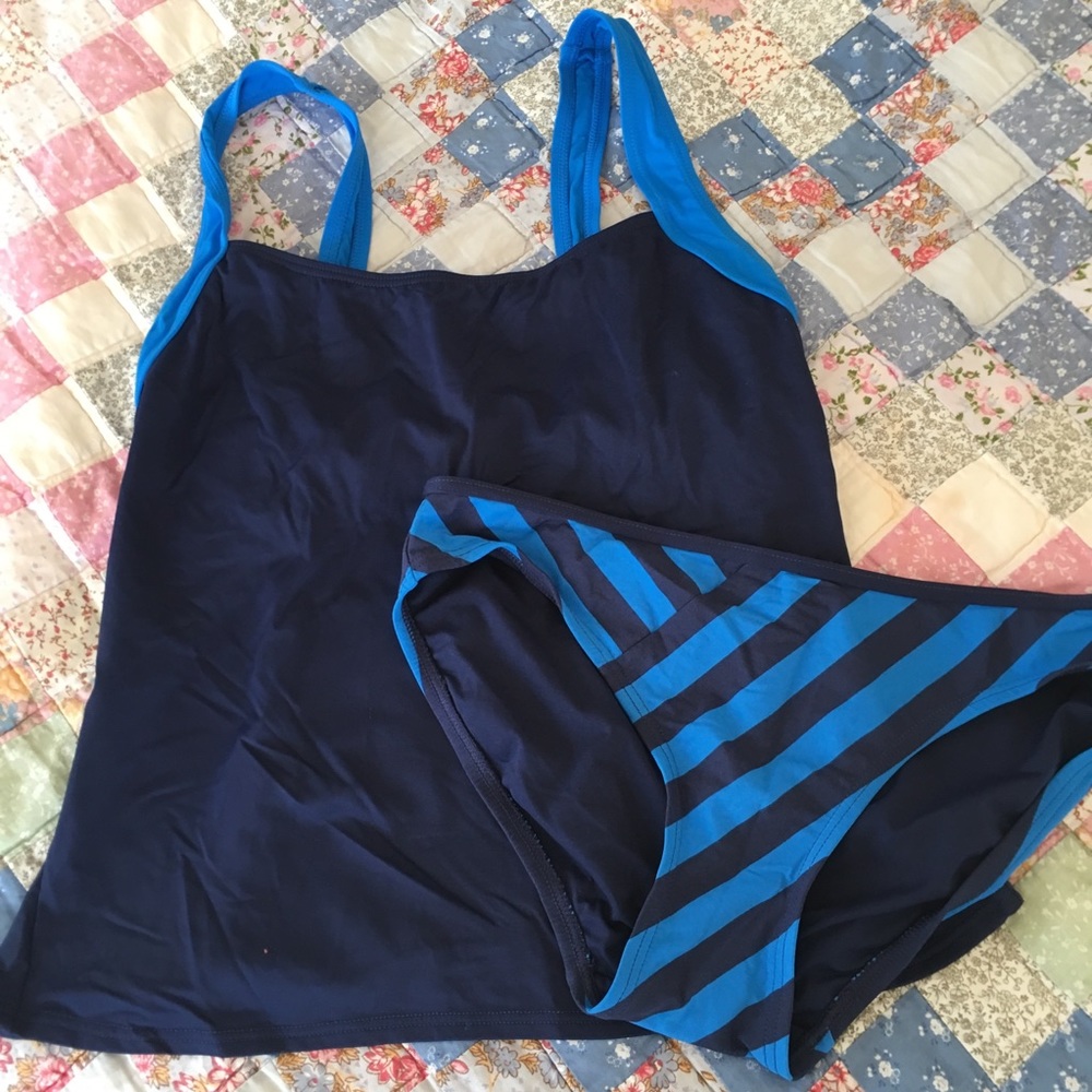 DKNY Tankini size medium